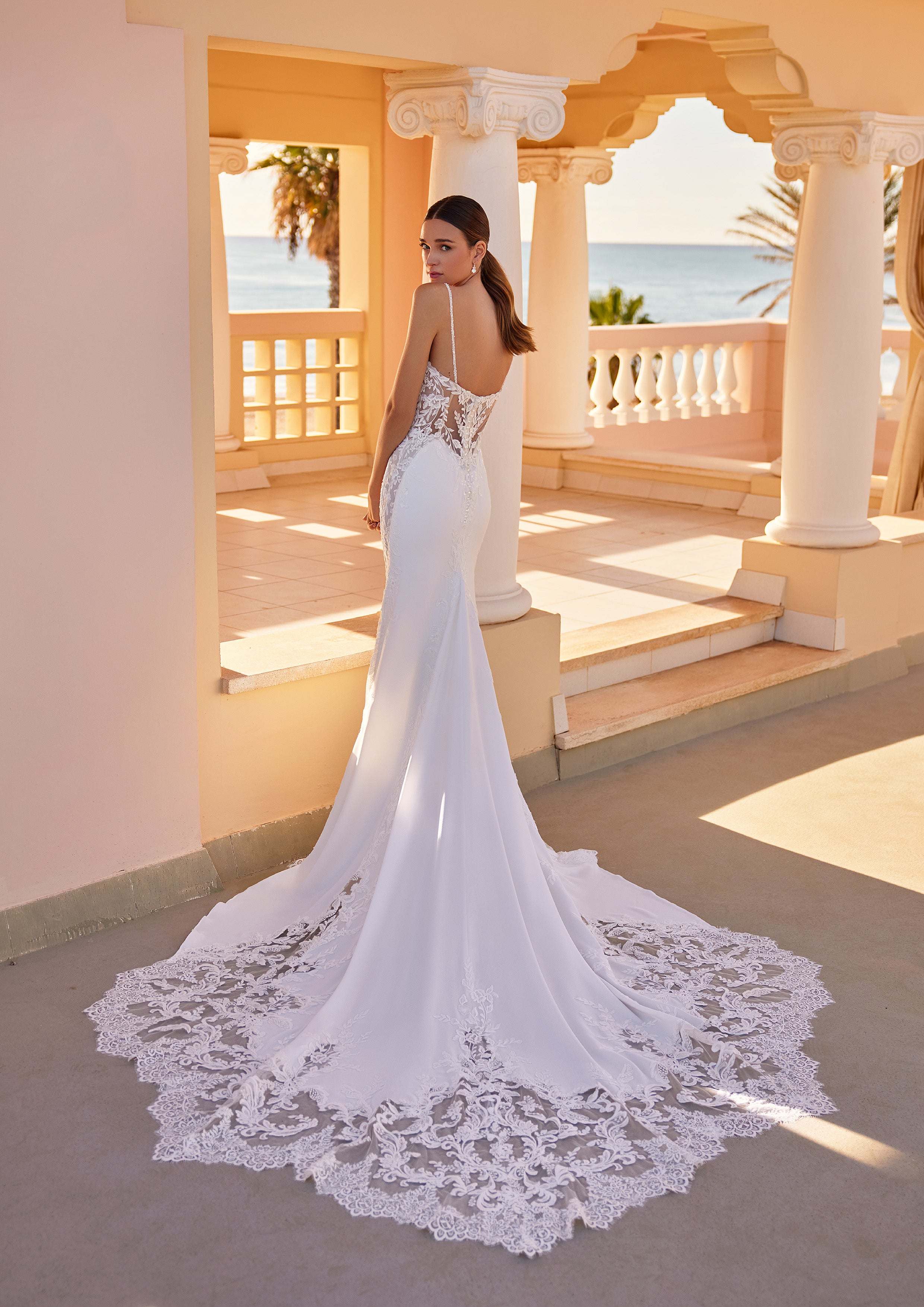 Cathedral Train Wedding Dresses | Krismil Bridal Cathedral Train Wedding Dresses | Krismil Bridal