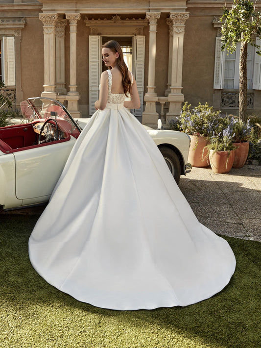 Bely Overskirt