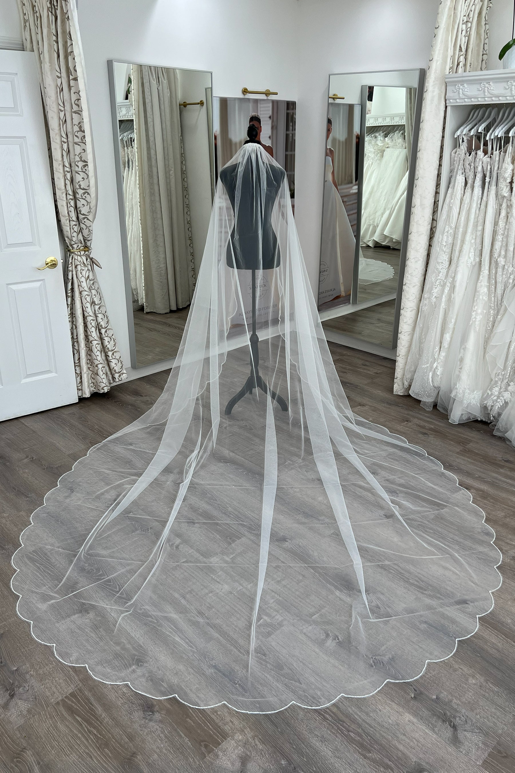 Cathedral Veil With Scalloped, Beaded Edge: V-2920 Cathedral Veil With Scalloped, Beaded Edge: V-2920