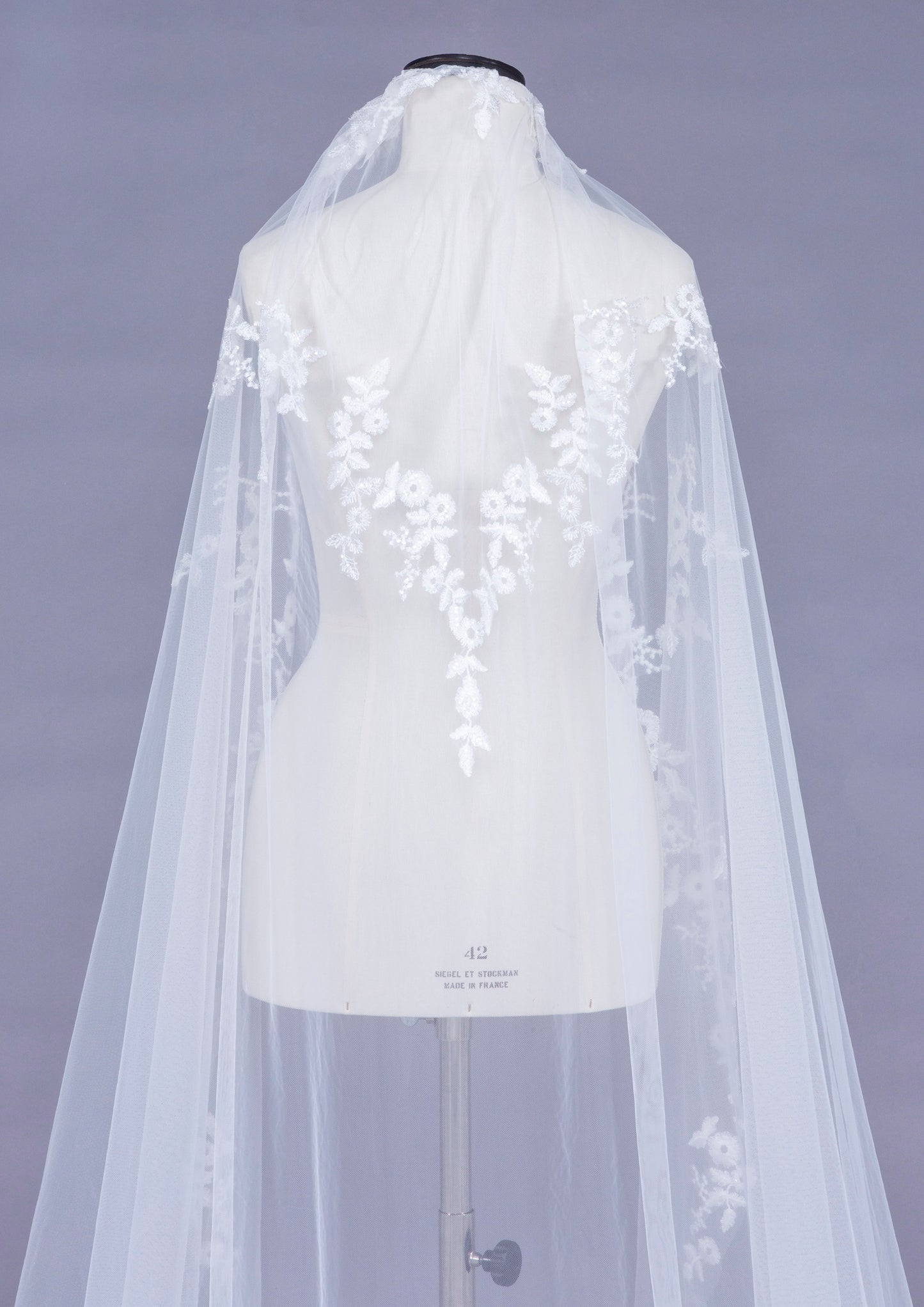 Veil Jameela T