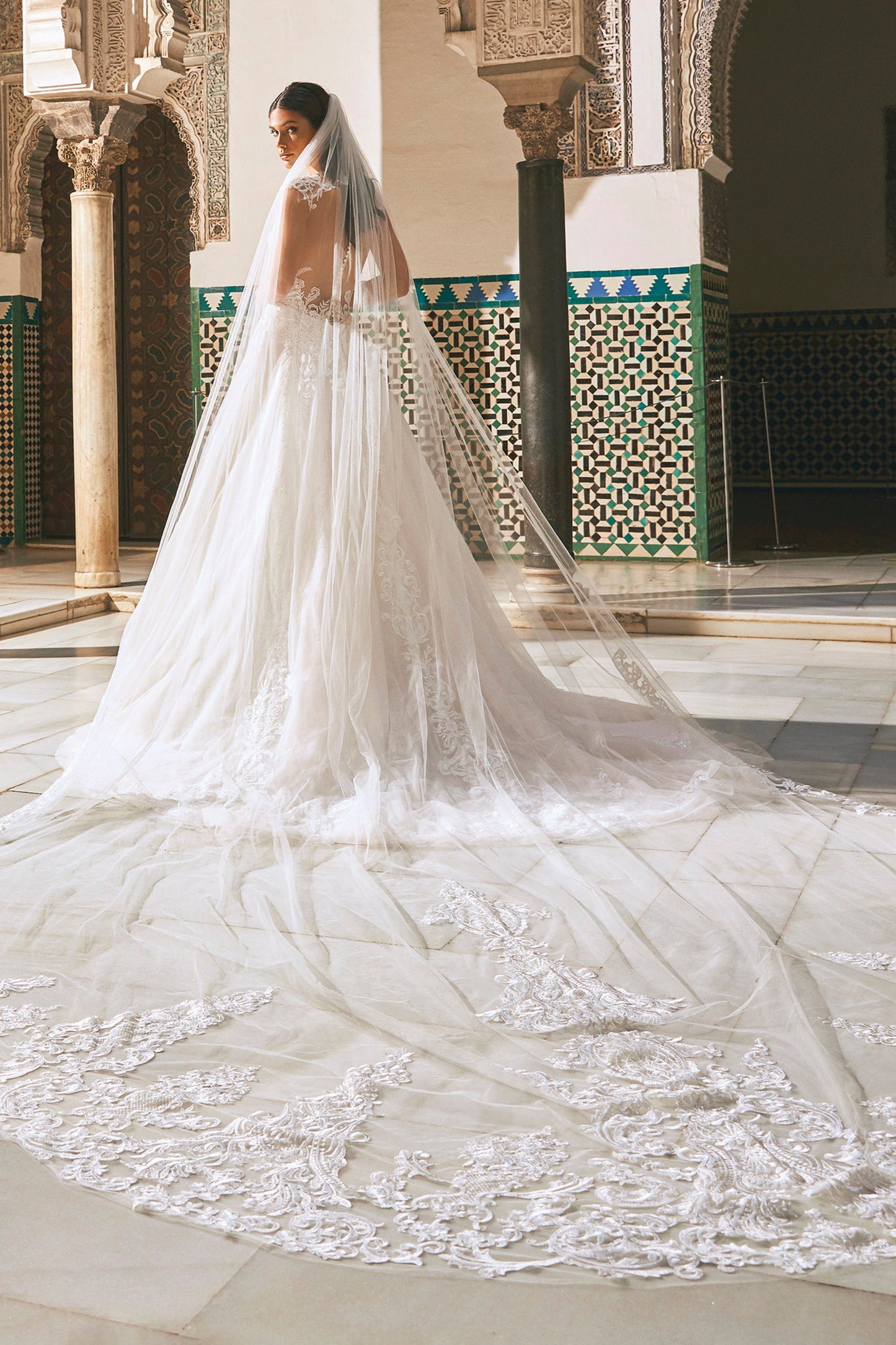 Veil LA 02