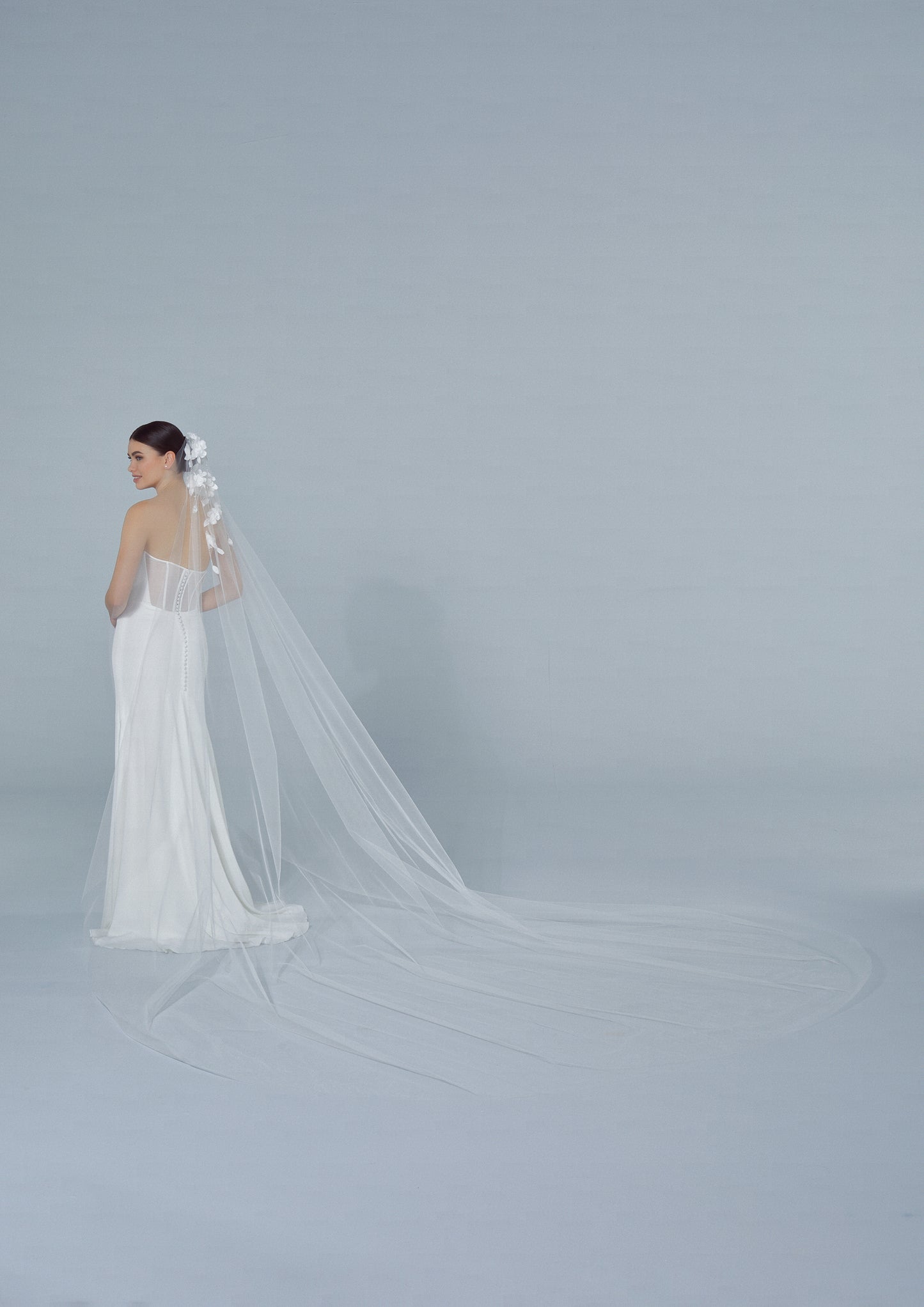 Veil LA 24