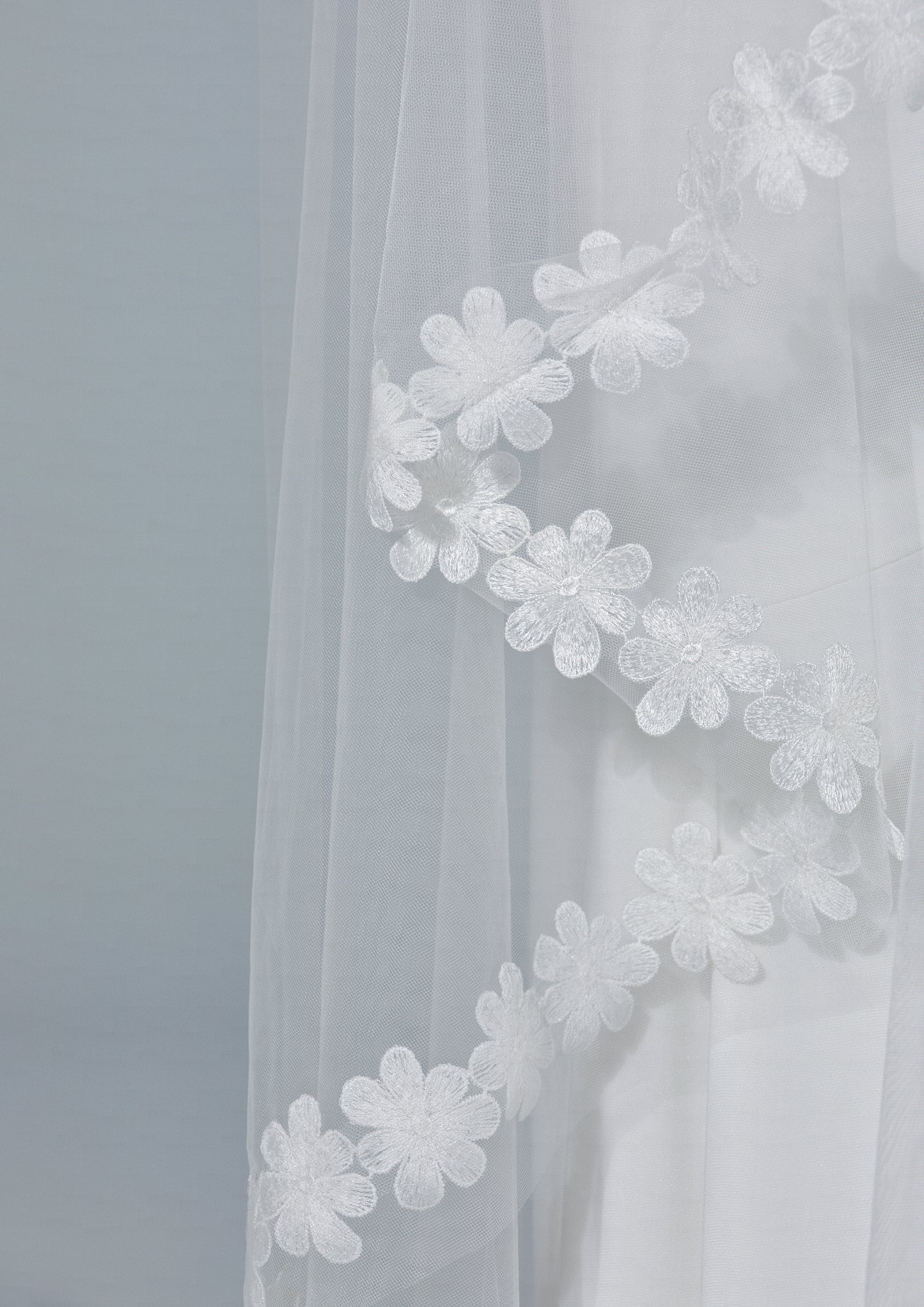 Veil LA 33