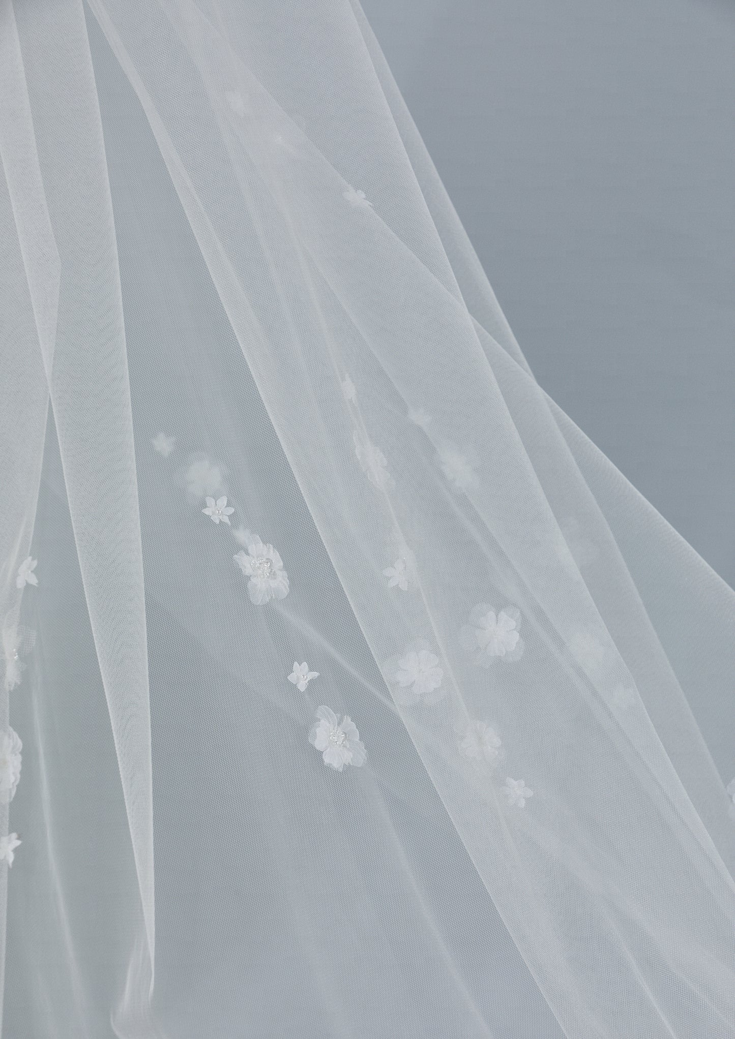 Veil LA 35