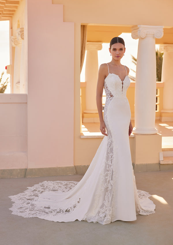 Mermaid / Fit & Flare Wedding Dresses