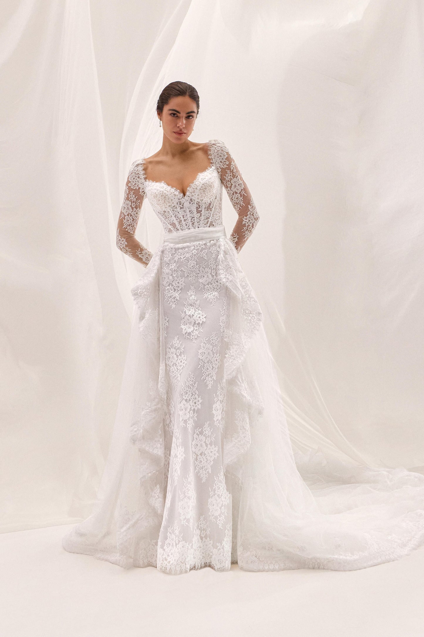 Arooks + Overskirt