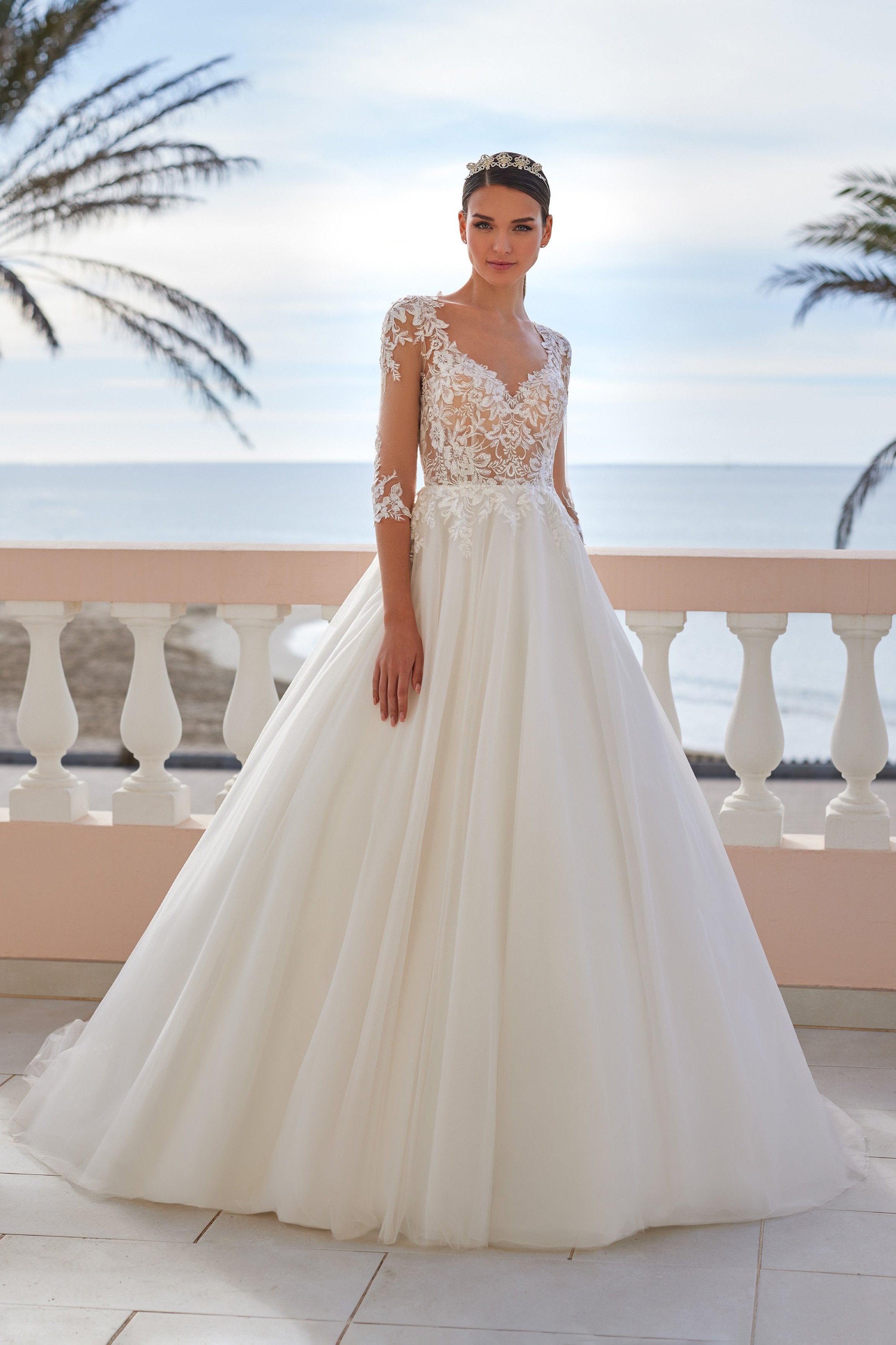 Queen anne neckline wedding gown best sale